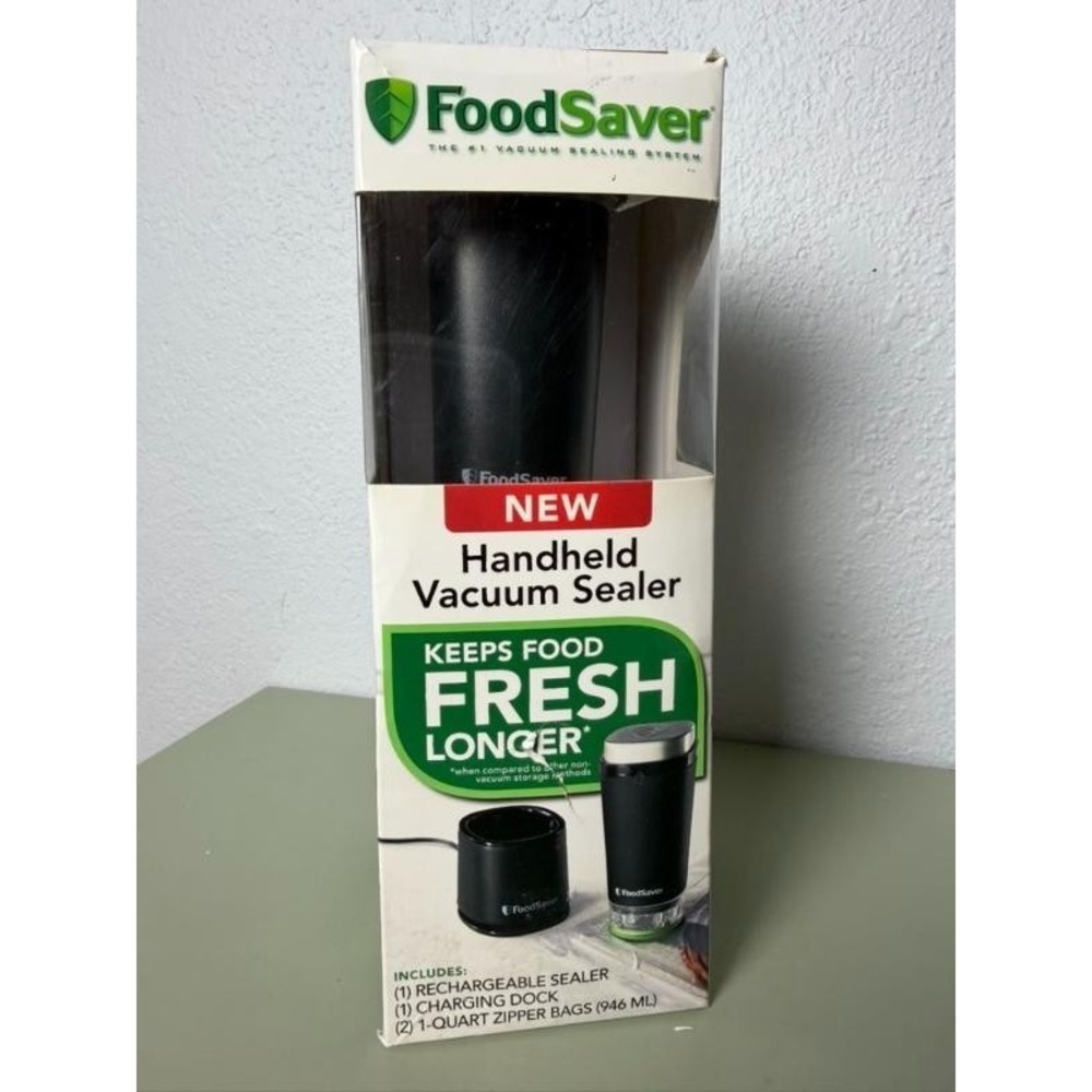 FoodSaver FS1110 Cordless Handheld Vacuum Sealer w/ Charging Dock New in Box